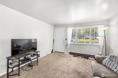 1019 Washington Avenue Burlington WA 98233