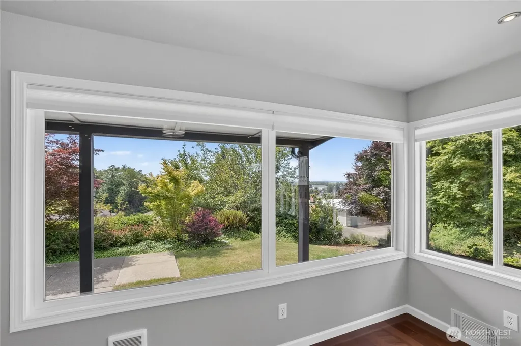 346 Lawrence Street Hoquiam WA 98550