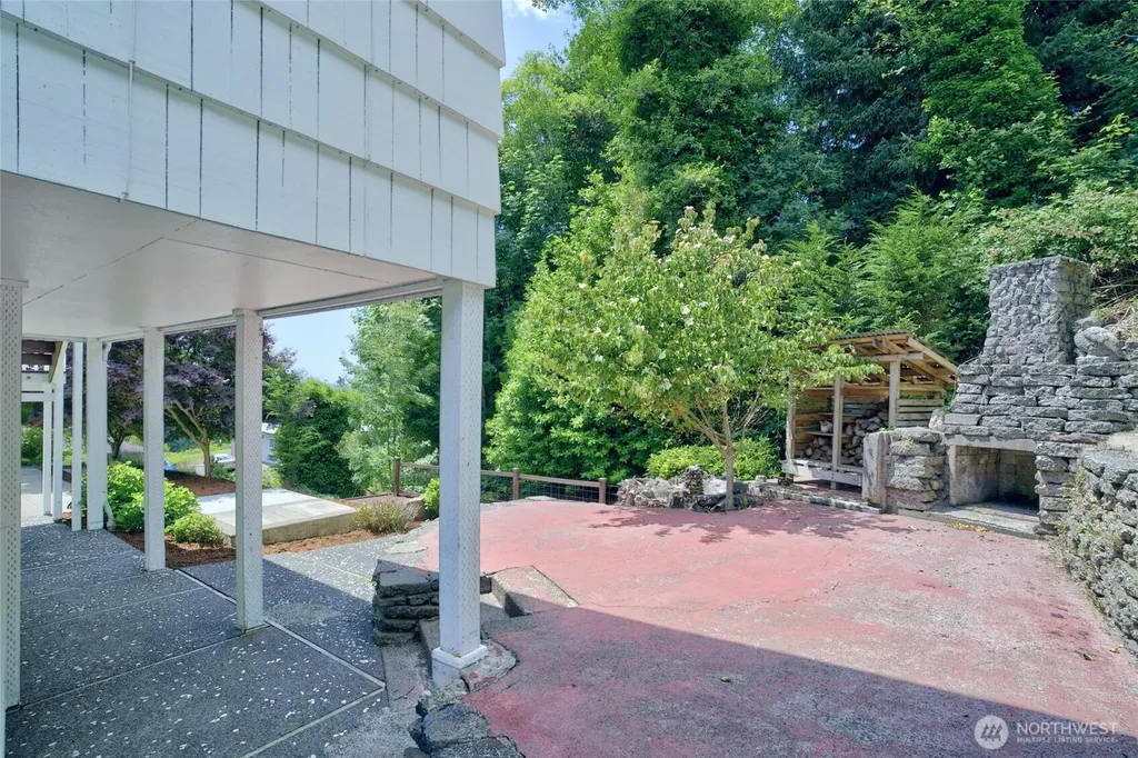 346 Lawrence Street Hoquiam WA 98550