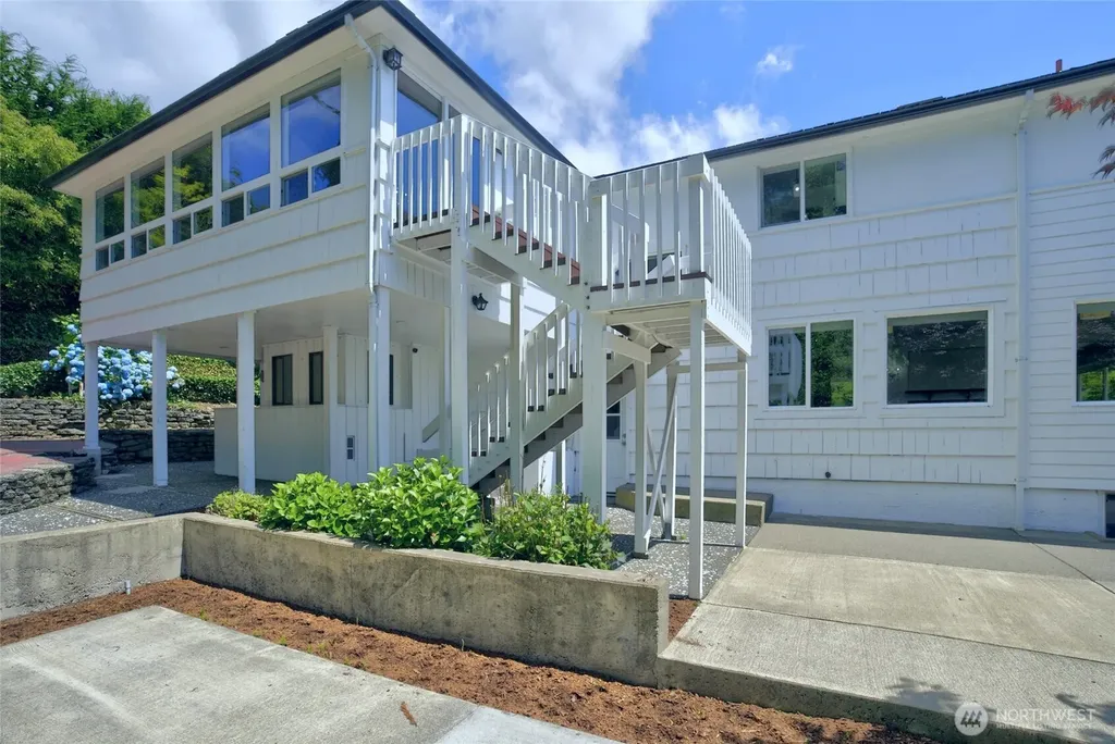 346 Lawrence Street Hoquiam WA 98550