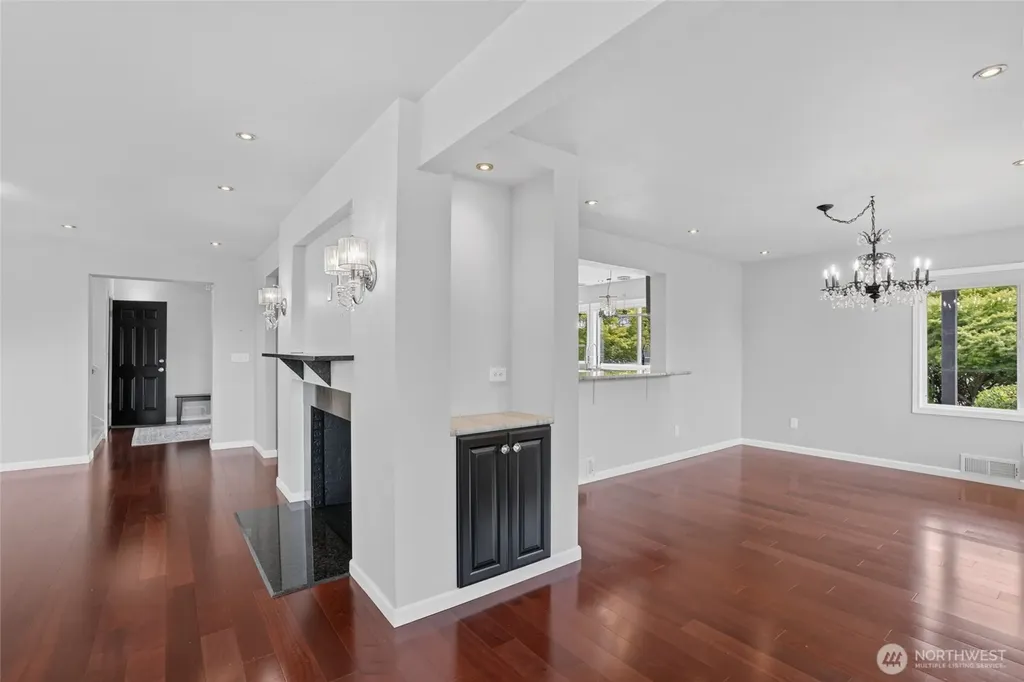 346 Lawrence Street Hoquiam WA 98550