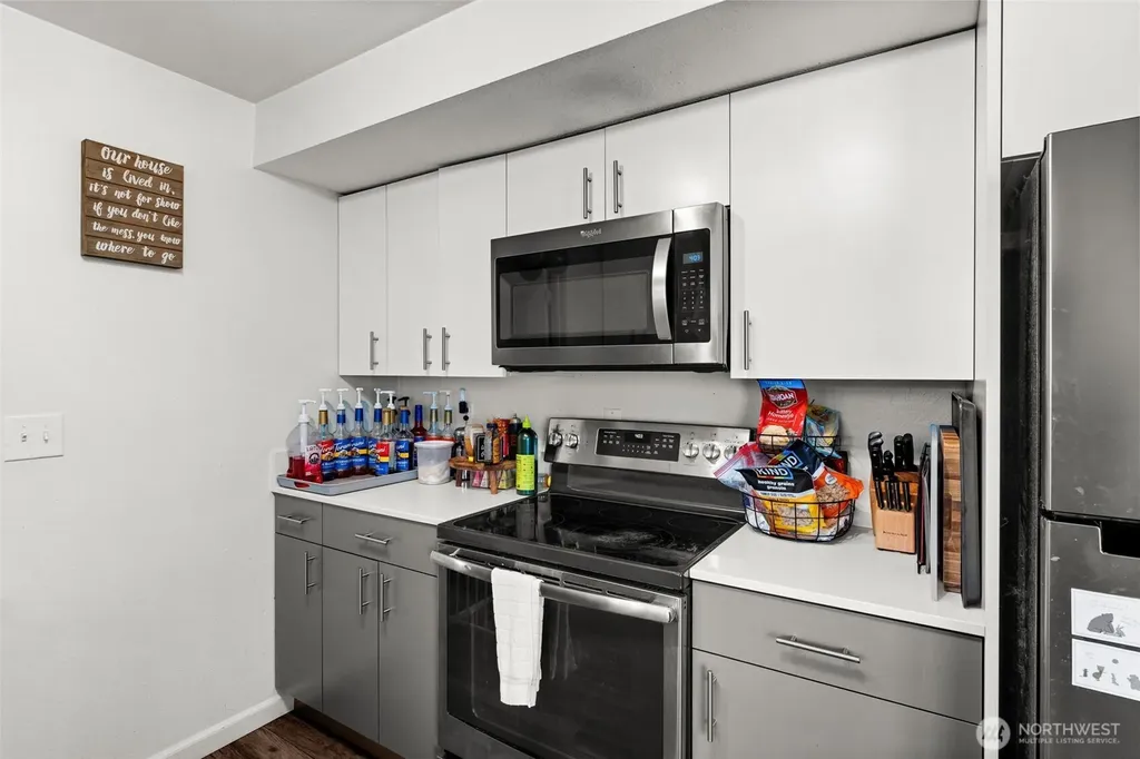 1637 SE Salmonberry Road Port Orchard WA 98366