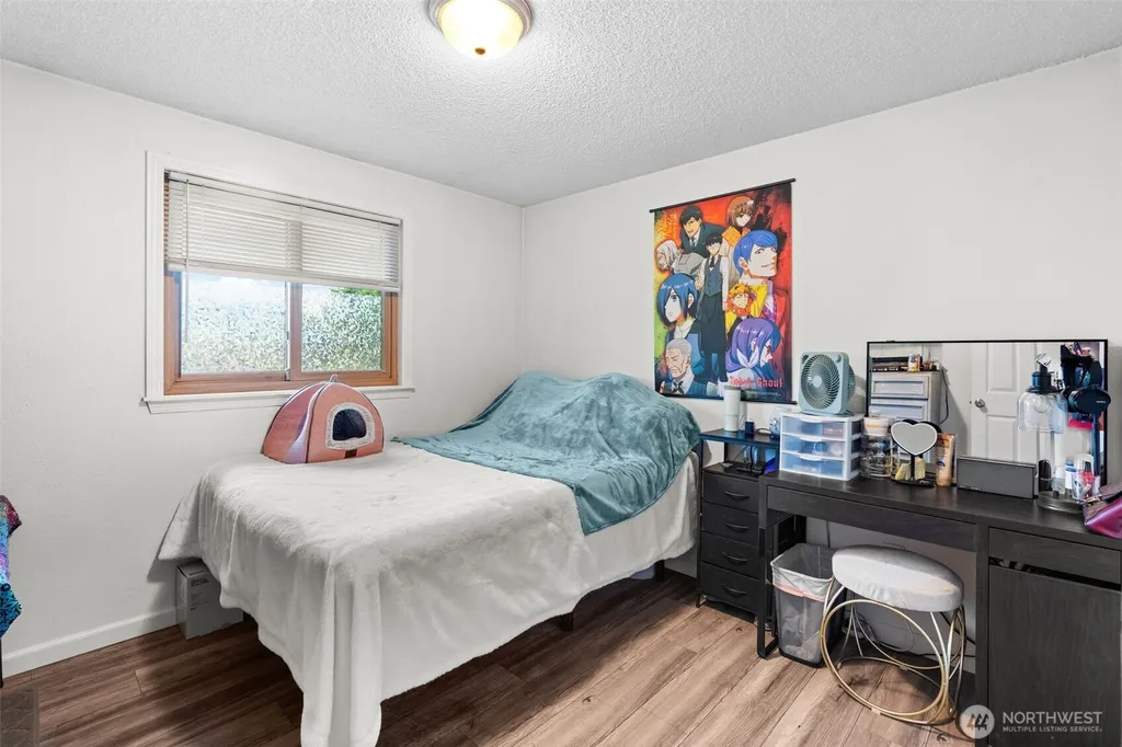1637 SE Salmonberry Road Port Orchard WA 98366