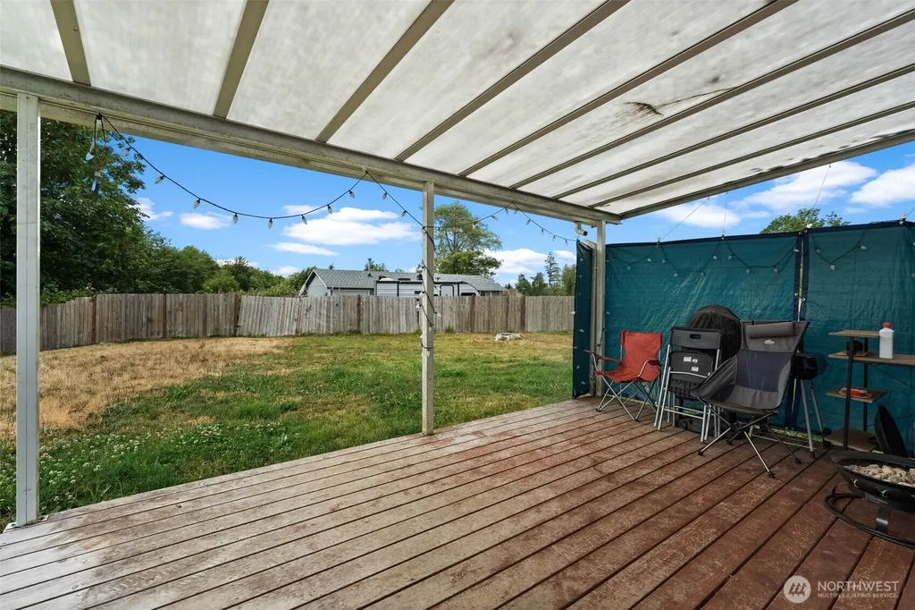 1637 SE Salmonberry Road Port Orchard WA 98366