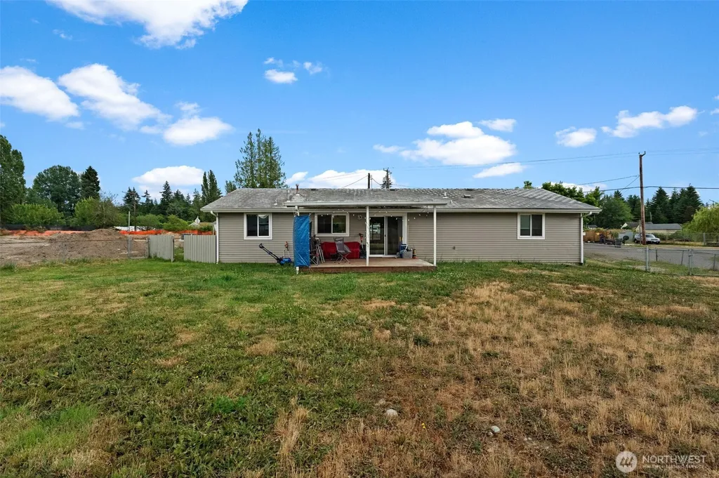 1637 SE Salmonberry Road Port Orchard WA 98366