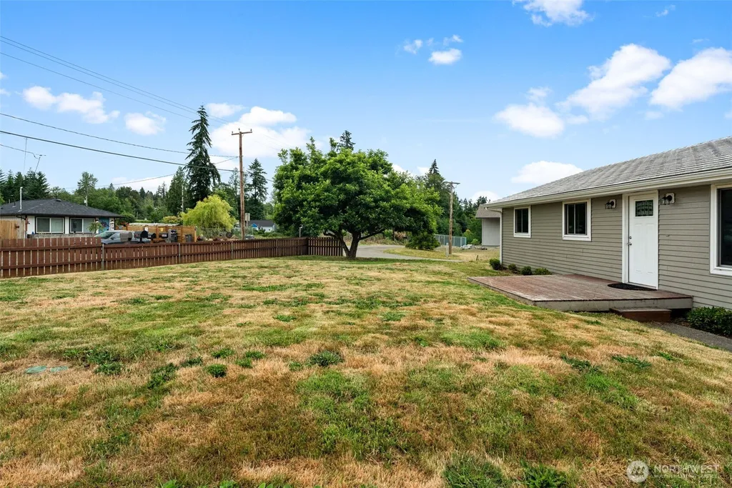 1637 SE Salmonberry Road Port Orchard WA 98366