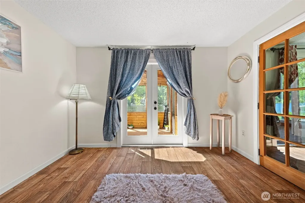 7910 Warbler Court SE Olympia WA 98513