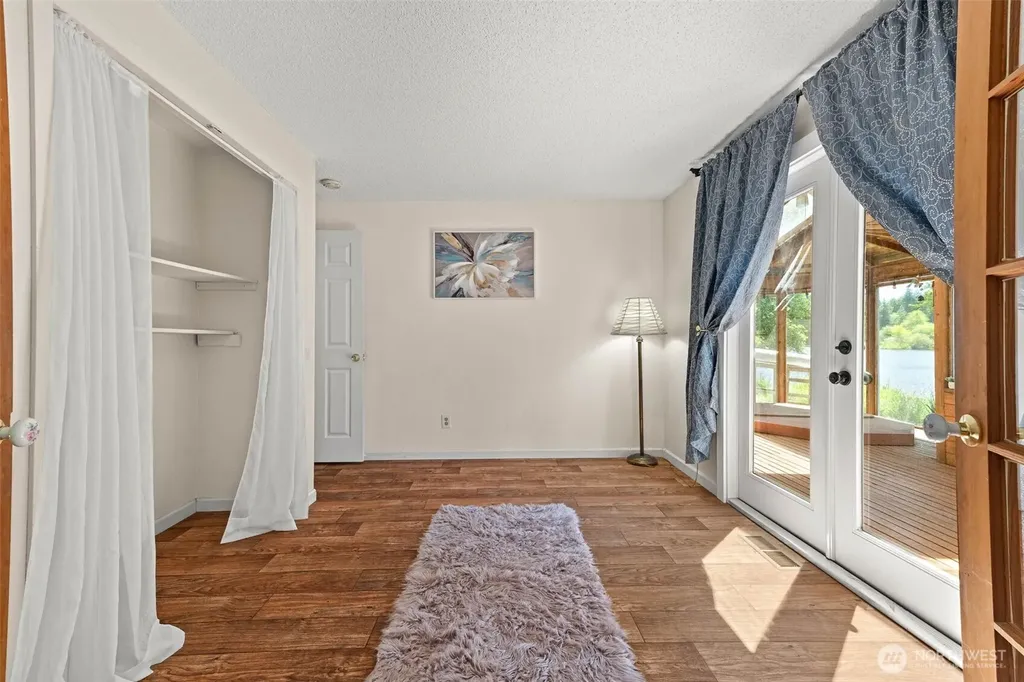 7910 Warbler Court SE Olympia WA 98513