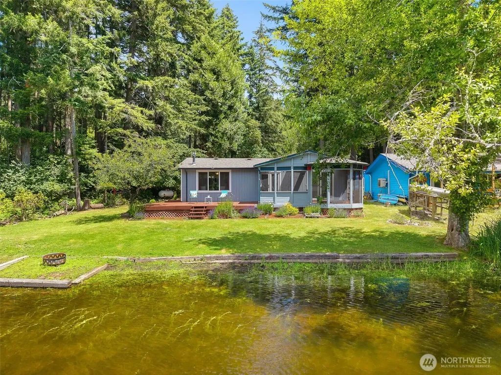 7910 Warbler Court SE Olympia WA 98513