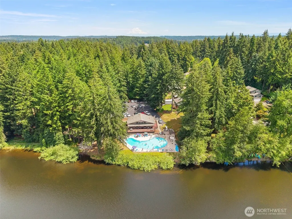 7910 Warbler Court SE Olympia WA 98513