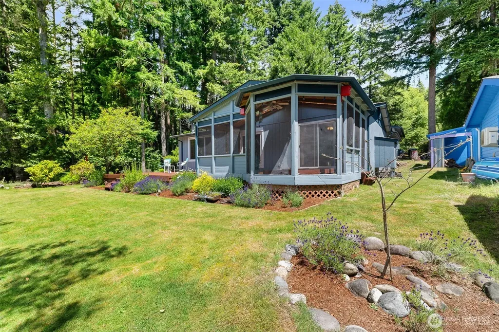 7910 Warbler Court SE Olympia WA 98513