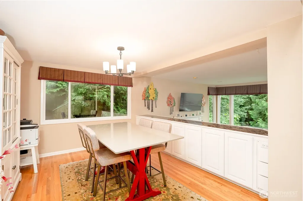 4818 102nd Lane NE Kirkland WA 98033