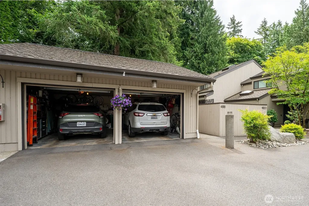 4818 102nd Lane NE Kirkland WA 98033