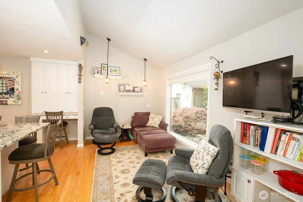 4818 102nd Lane NE Kirkland WA 98033