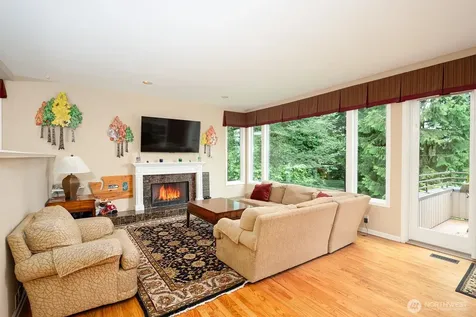 4818 102nd Lane NE Kirkland WA 98033