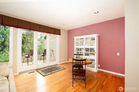 4818 102nd Lane NE Kirkland WA 98033