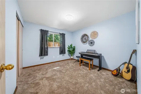 6113 148th Avenue NE Lake Stevens WA 98258