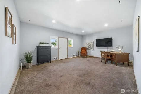 6113 148th Avenue NE Lake Stevens WA 98258