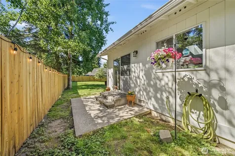 6113 148th Avenue NE Lake Stevens WA 98258
