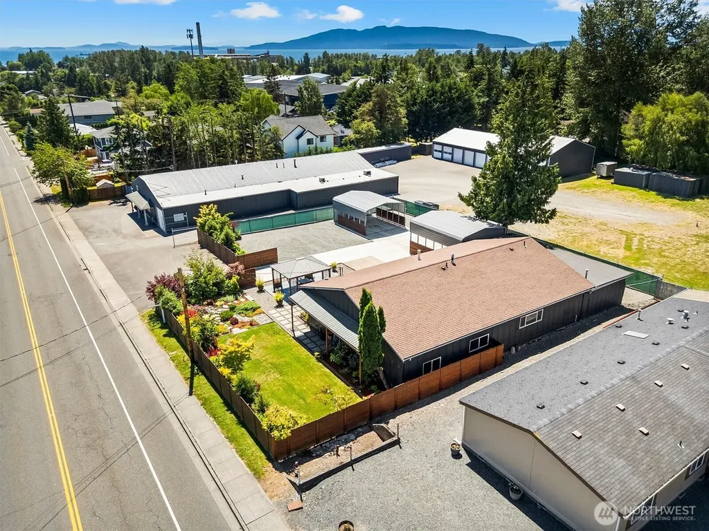 3275 Bennett Drive Bellingham WA 98225