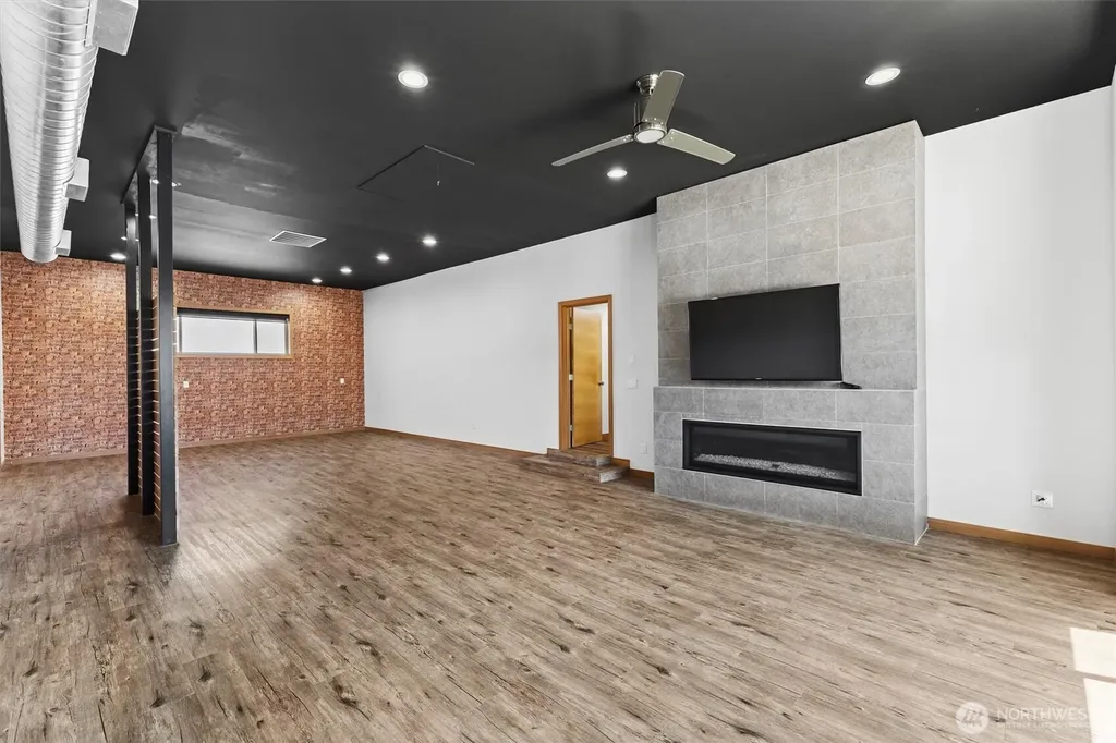 3275 Bennett Drive Bellingham WA 98225