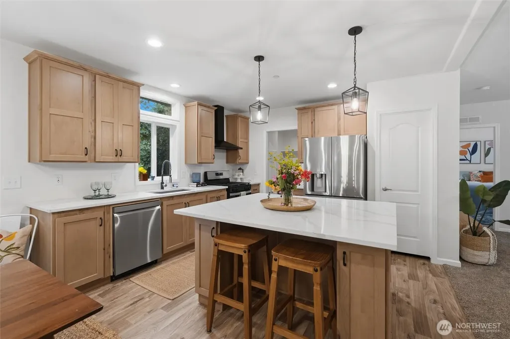 31571 Night Owl Avenue NE Kingston WA 98346