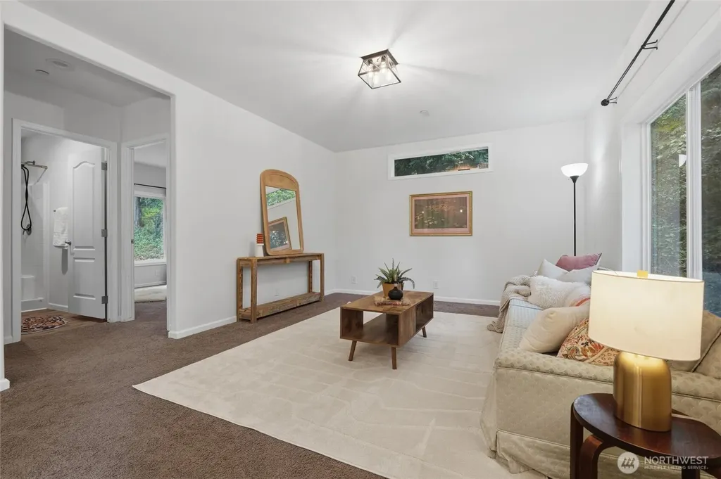 31571 Night Owl Avenue NE Kingston WA 98346
