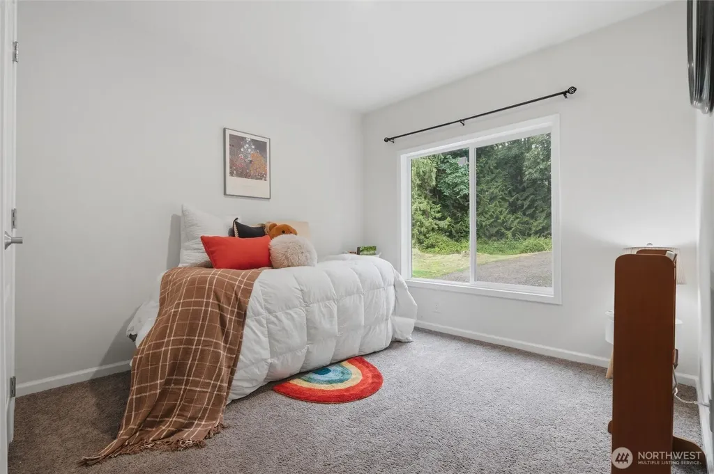 31571 Night Owl Avenue NE Kingston WA 98346