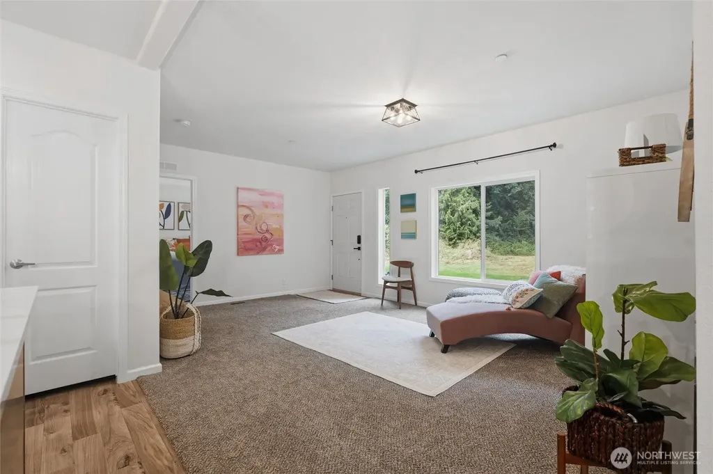 31571 Night Owl Avenue NE Kingston WA 98346
