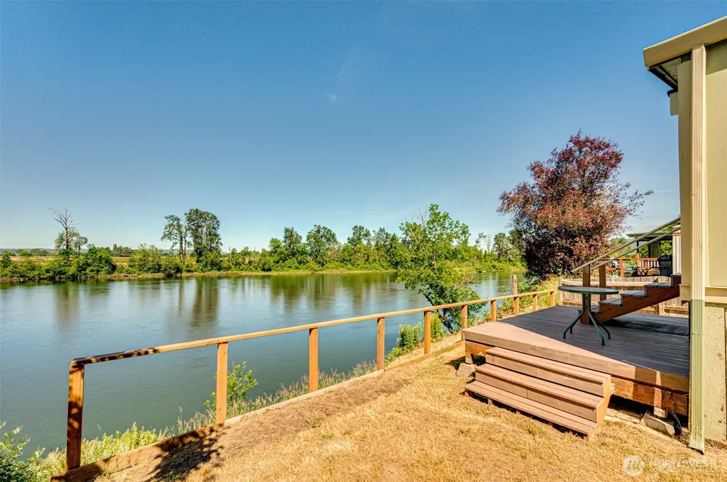 39100 NW Pacific Highway NW Woodland WA 98674