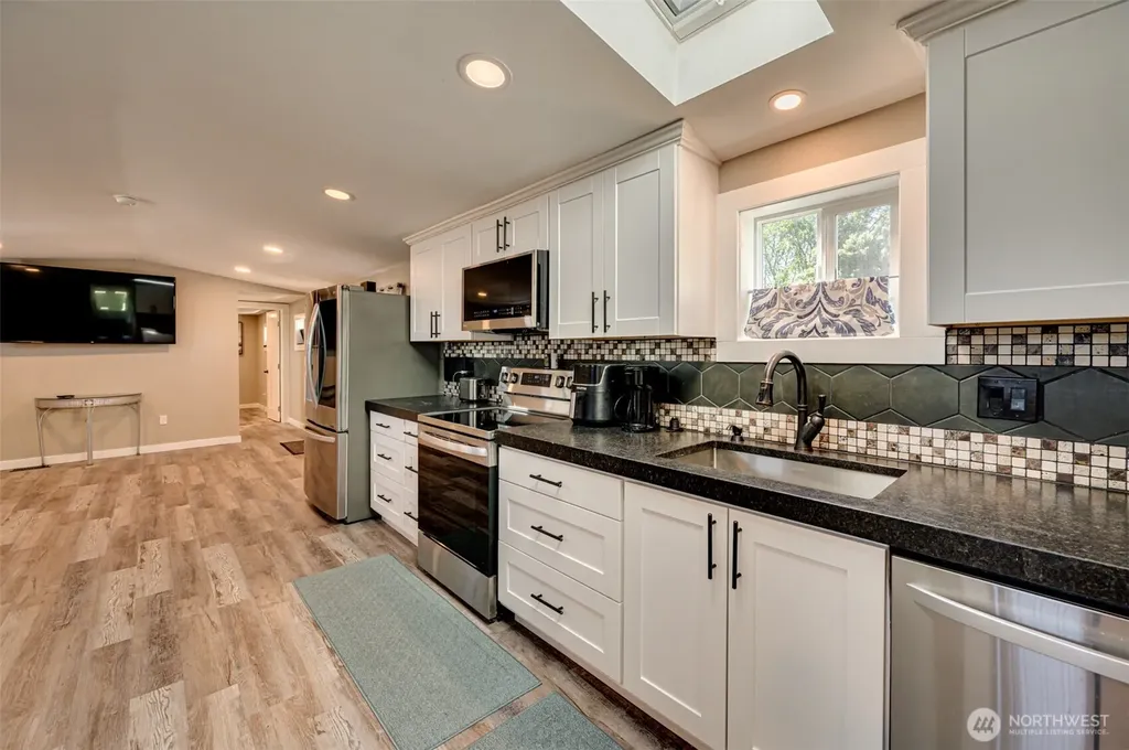 39100 NW Pacific Highway NW Woodland WA 98674