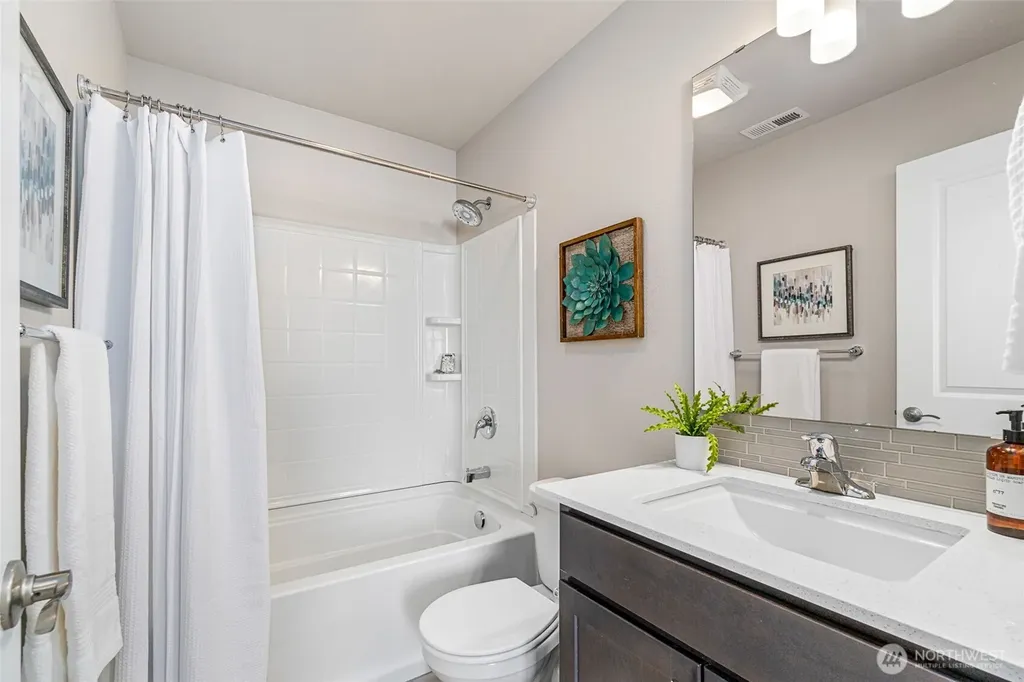 19315 36th Avenue SE Bothell WA 98012