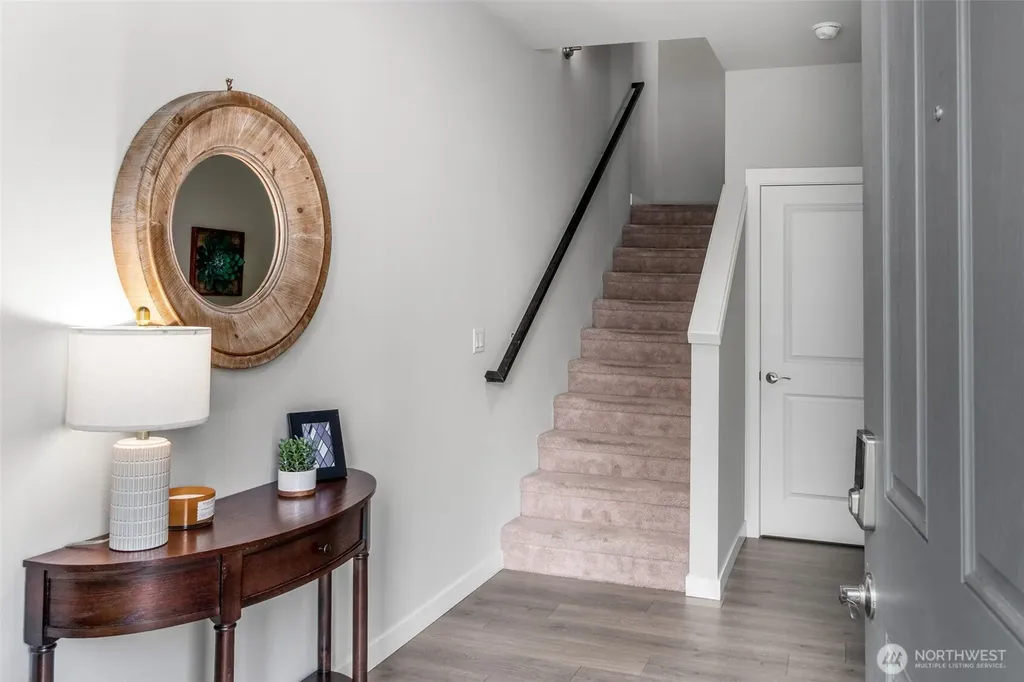 19315 36th Avenue SE Bothell WA 98012