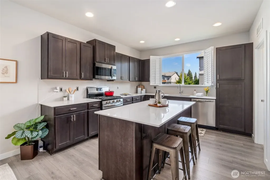 19315 36th Avenue SE Bothell WA 98012