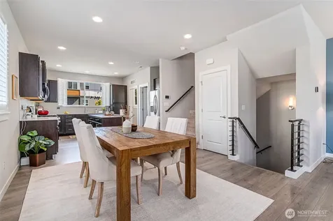 19315 36th Avenue SE Bothell WA 98012