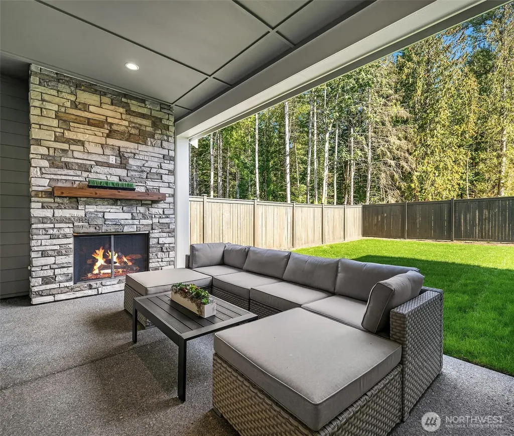 34002 Calla Lilly Place SE Black Diamond WA 98010