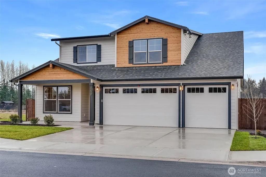 225 E 24th Avenue La Center WA 98629