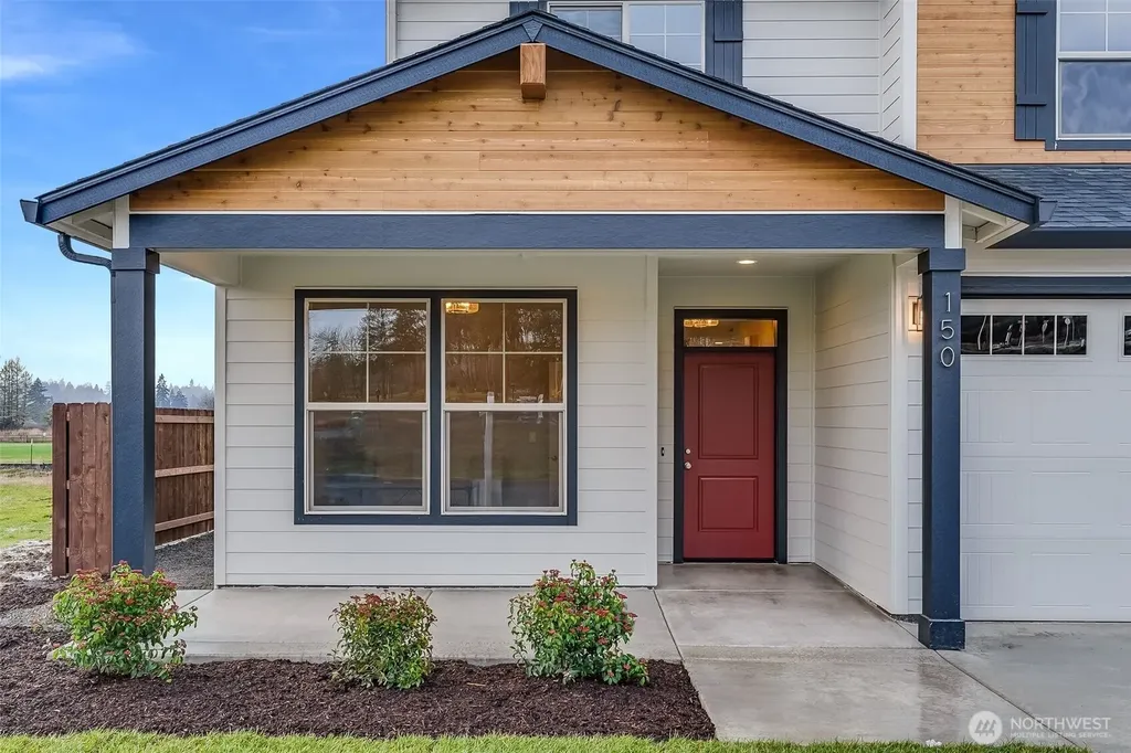 225 E 24th Avenue La Center WA 98629