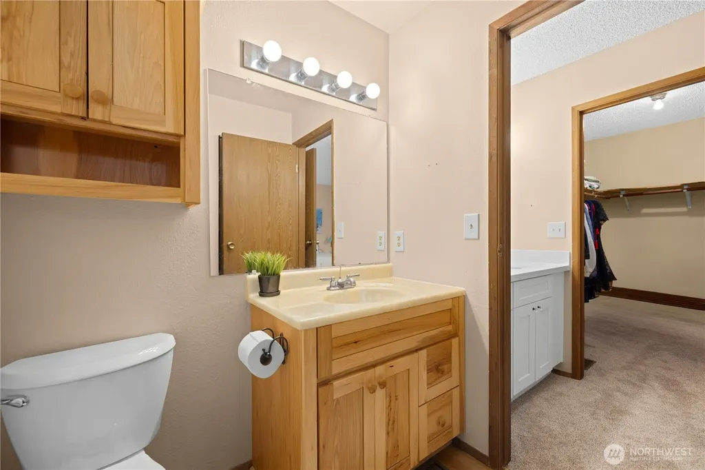 12024 101st Avenue NE Kirkland WA 98034