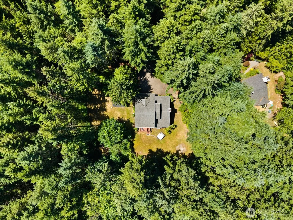 20247 NE Robin Lane Suquamish WA 98392
