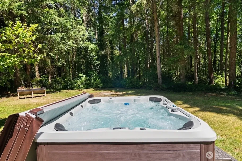 20247 NE Robin Lane Suquamish WA 98392