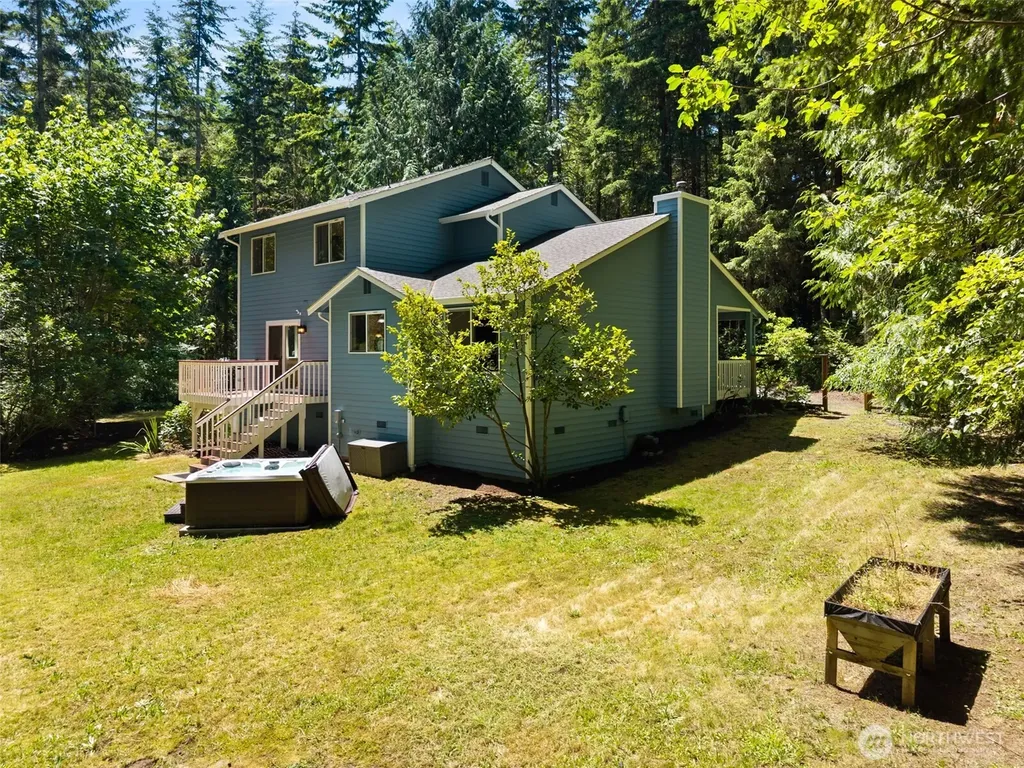 20247 NE Robin Lane Suquamish WA 98392