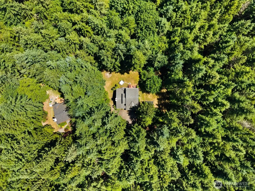 20247 NE Robin Lane Suquamish WA 98392