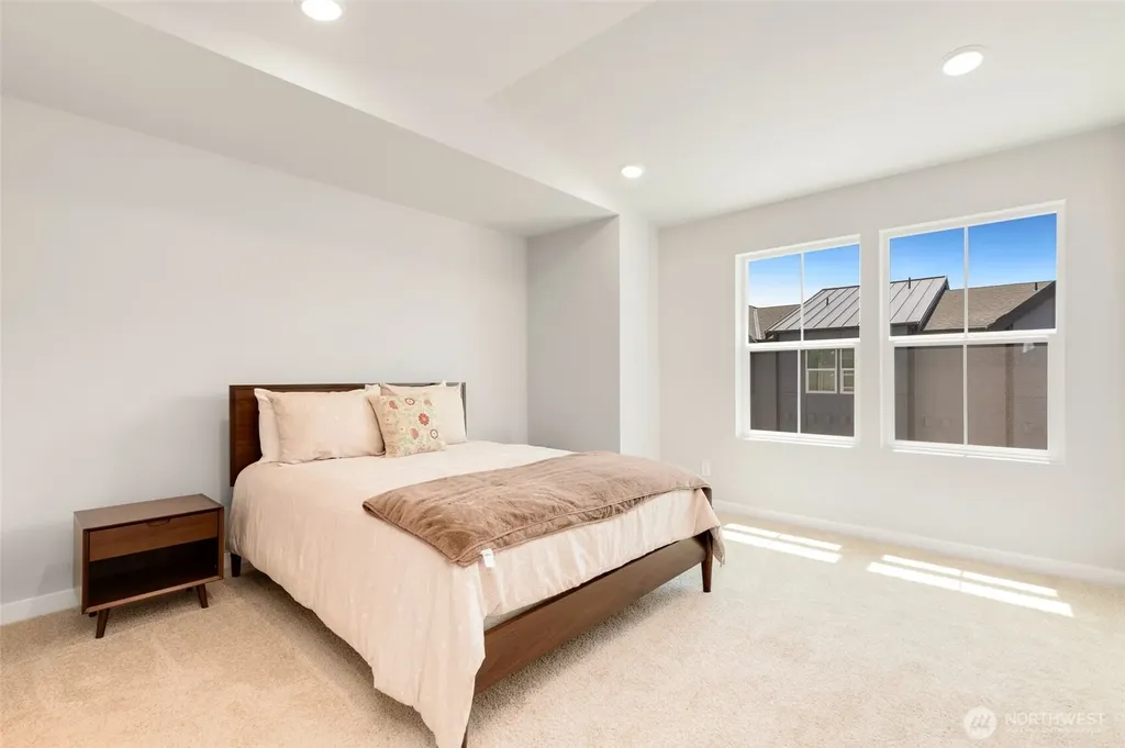 23340 Franklin Circle Black Diamond WA 98010