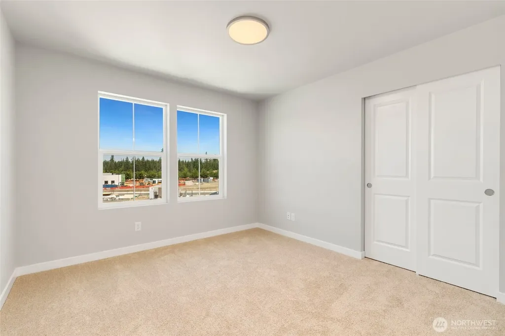 23340 Franklin Circle Black Diamond WA 98010