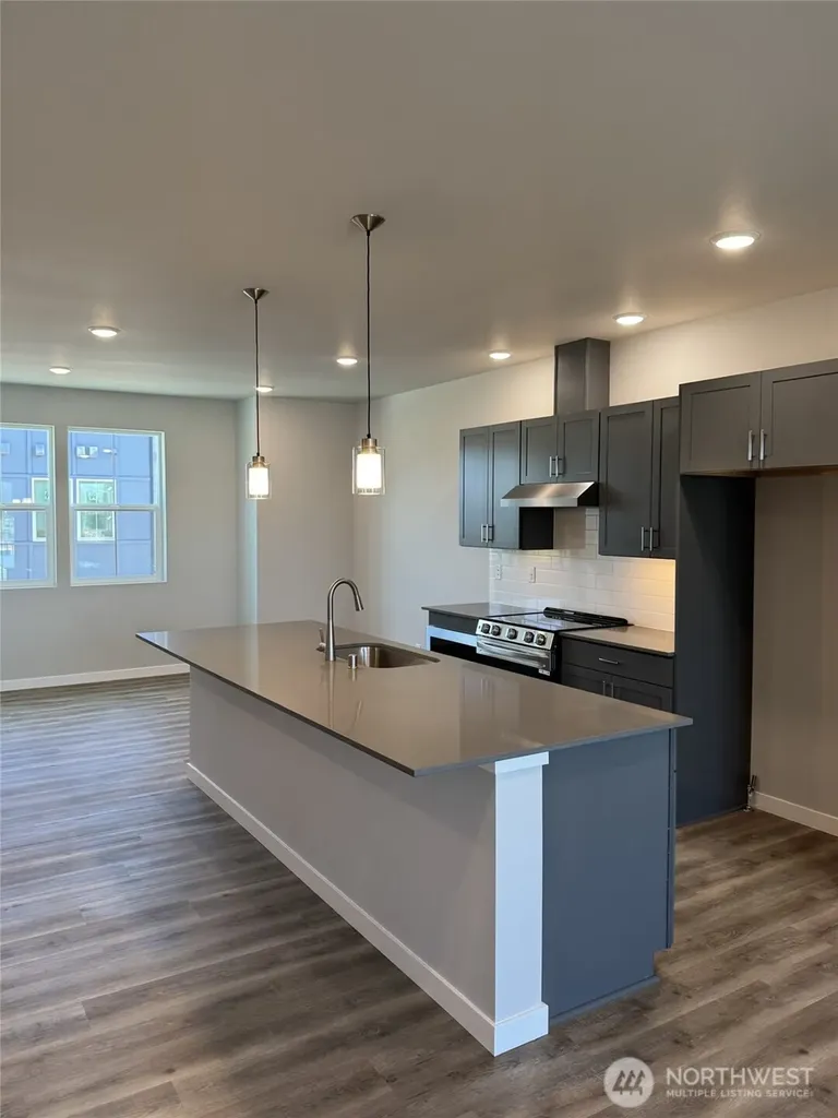 23340 Franklin Circle Black Diamond WA 98010
