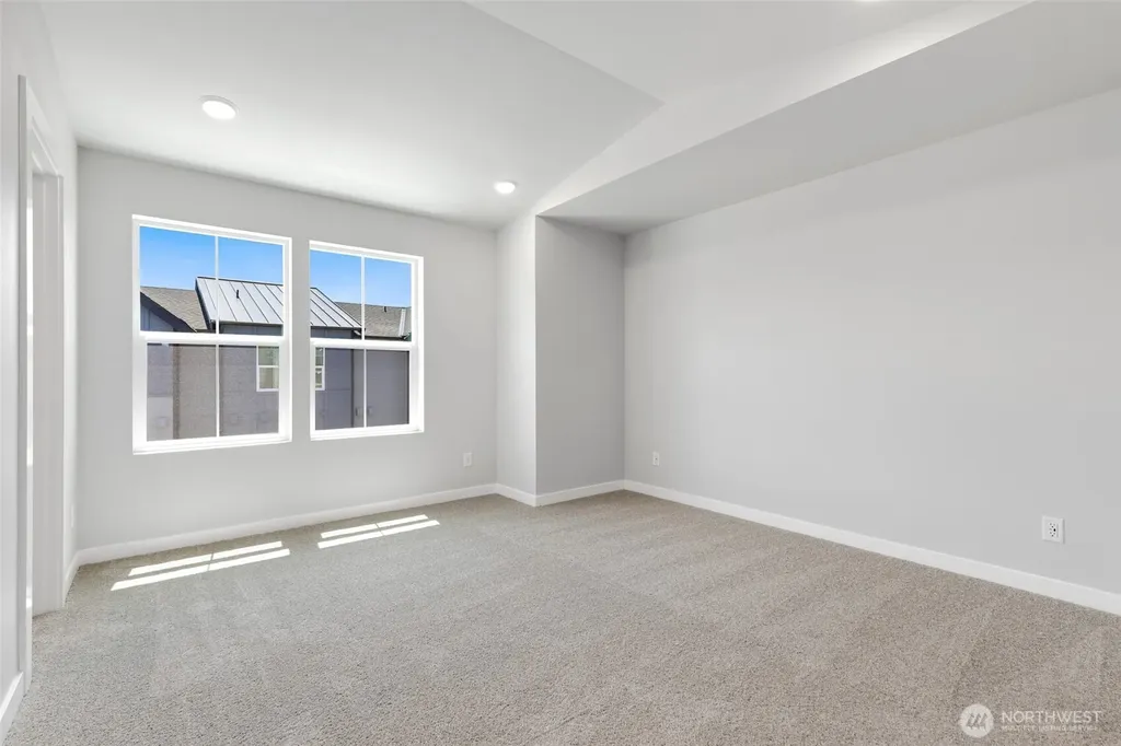 23340 Franklin Circle Black Diamond WA 98010