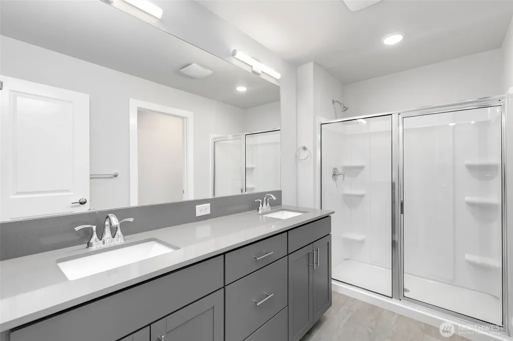 23340 Franklin Circle Black Diamond WA 98010