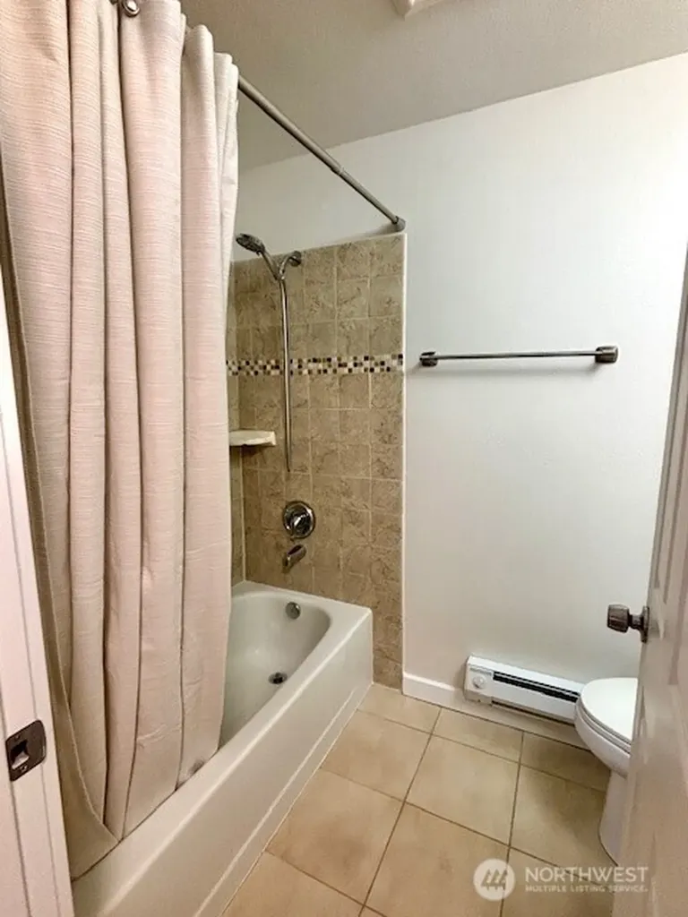 911 30th Street NE Auburn WA 98002