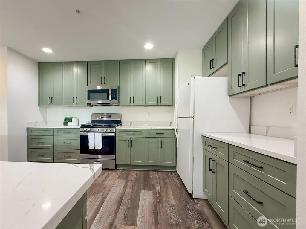 12208 NE 24th Street Bellevue WA 98005